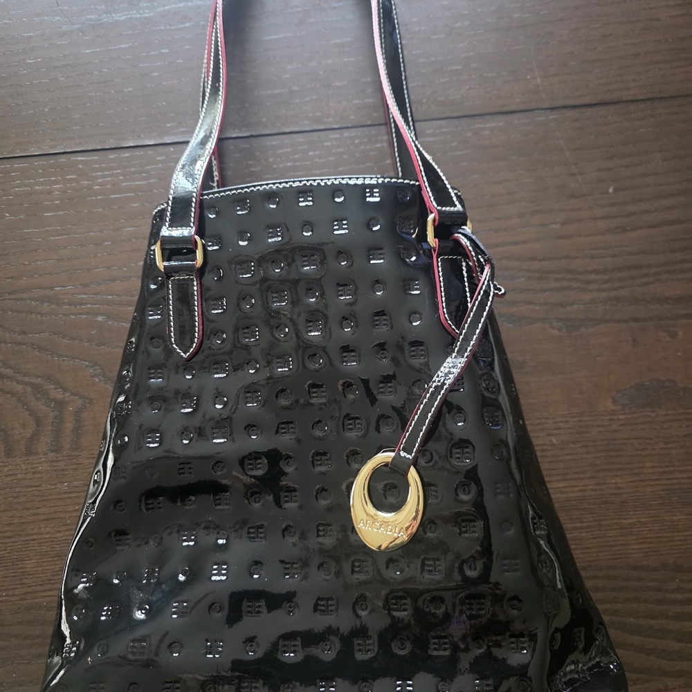 Arcadia Shiny Black Tote with Wallet - Picture 2 of 16